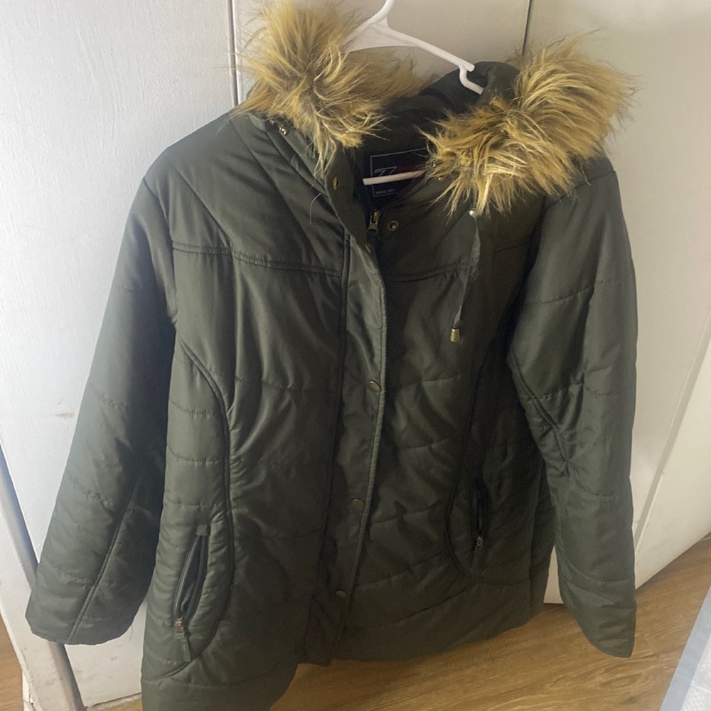Below Zero size 1X